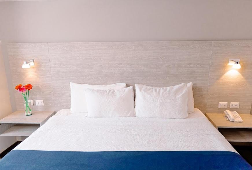 Kasa Hotel & Suites Irapuato Dış mekan fotoğraf